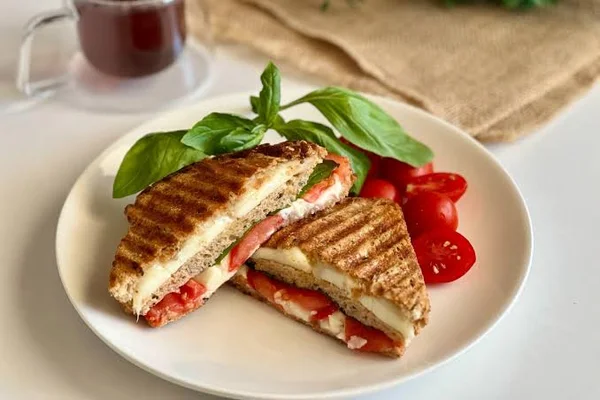 KARIŞIK TOST